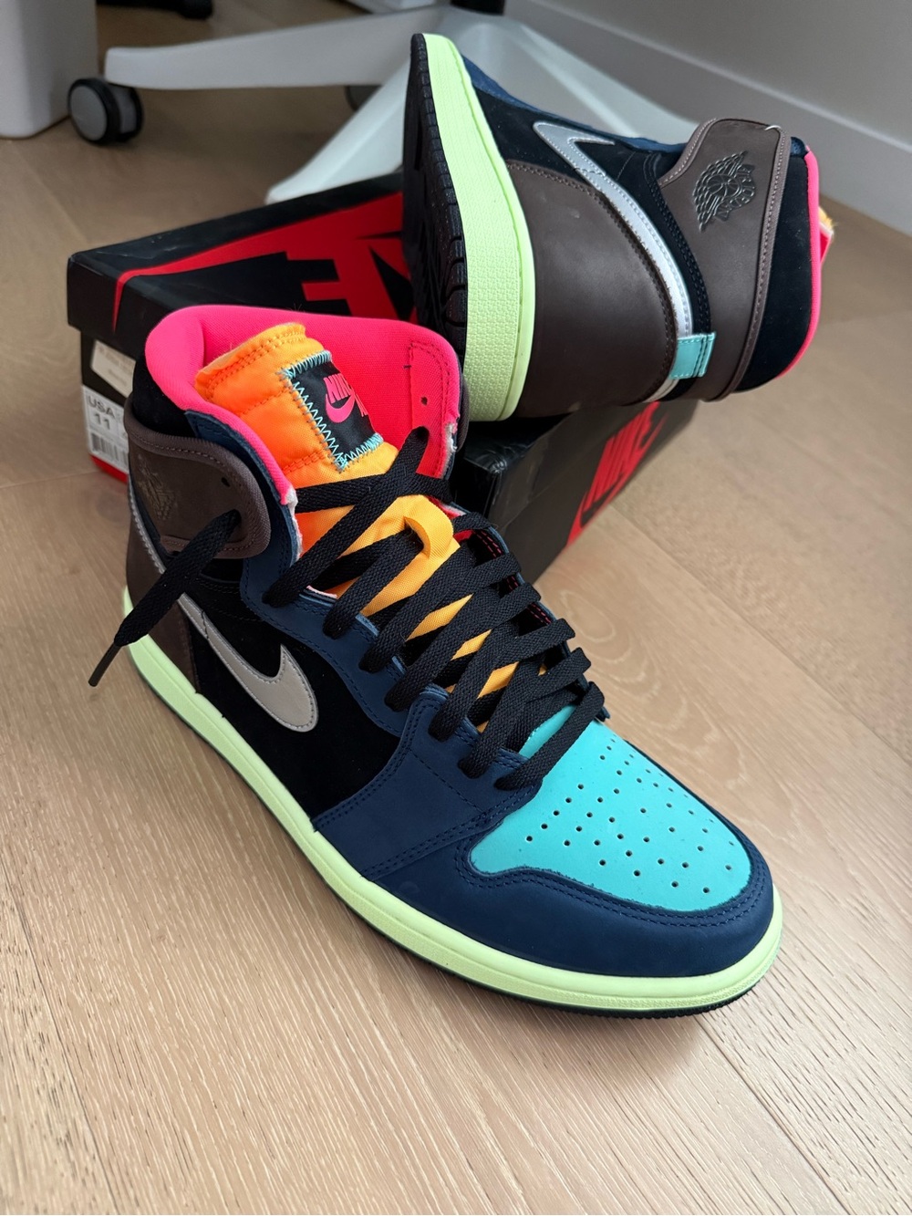 Jordan Air Jordan 1 Retro High - Tokyo Bio Hack/ Undefeated Color